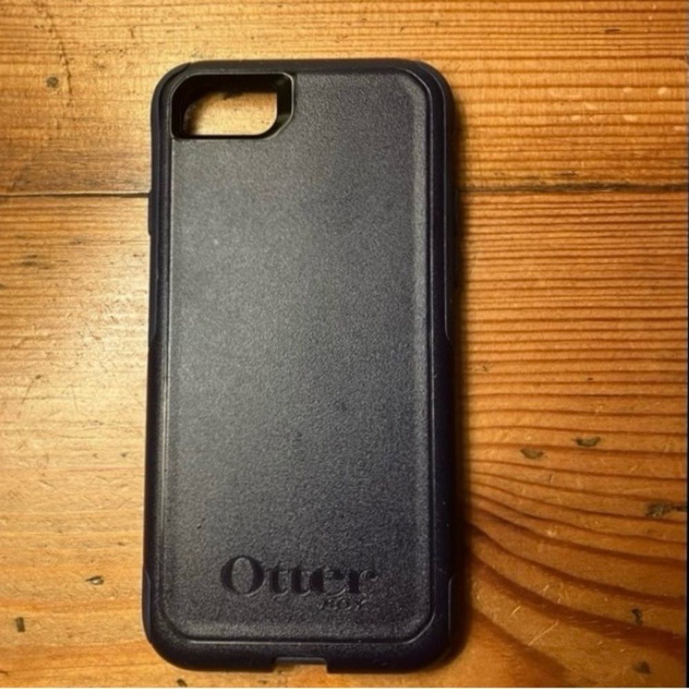 Blue OtterBox Commander iPhone SE Case
